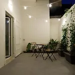 Dante's Patio 아파트 바리