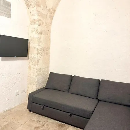 Dante's Patio * Bari